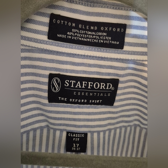 Stafford Men's Light Blue Striped Button Down Shirt - Picture 3 of 3